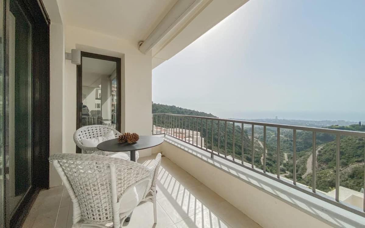 Samara 20 Luxury Gym Pools Panoramic Views Marbella